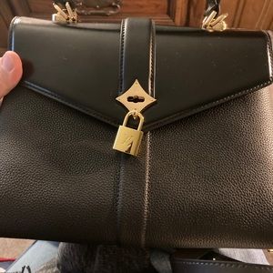 Louis Vuitton Rose Des Vents